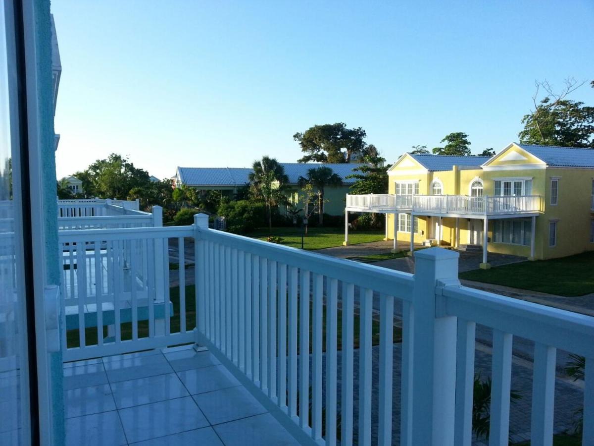 Townhouse By The Bay, Little Bay Country Club ,Negril Villa Orange Bay Kültér fotó