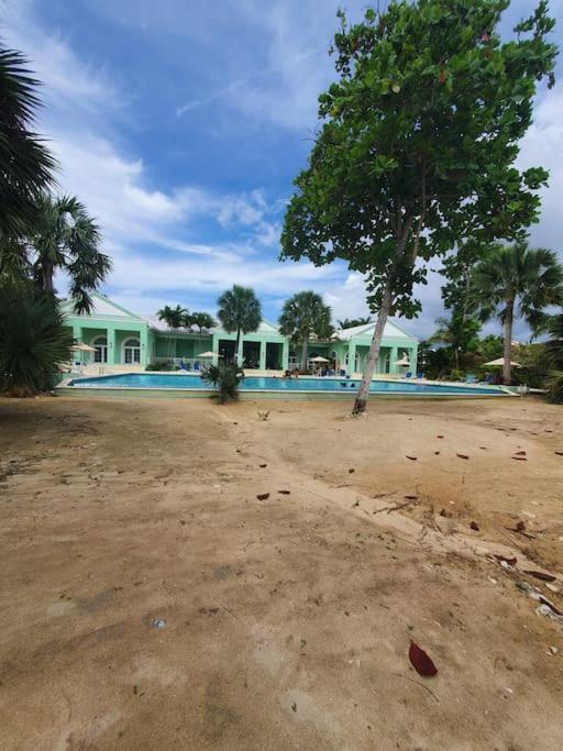 Townhouse By The Bay, Little Bay Country Club ,Negril Villa Orange Bay Kültér fotó