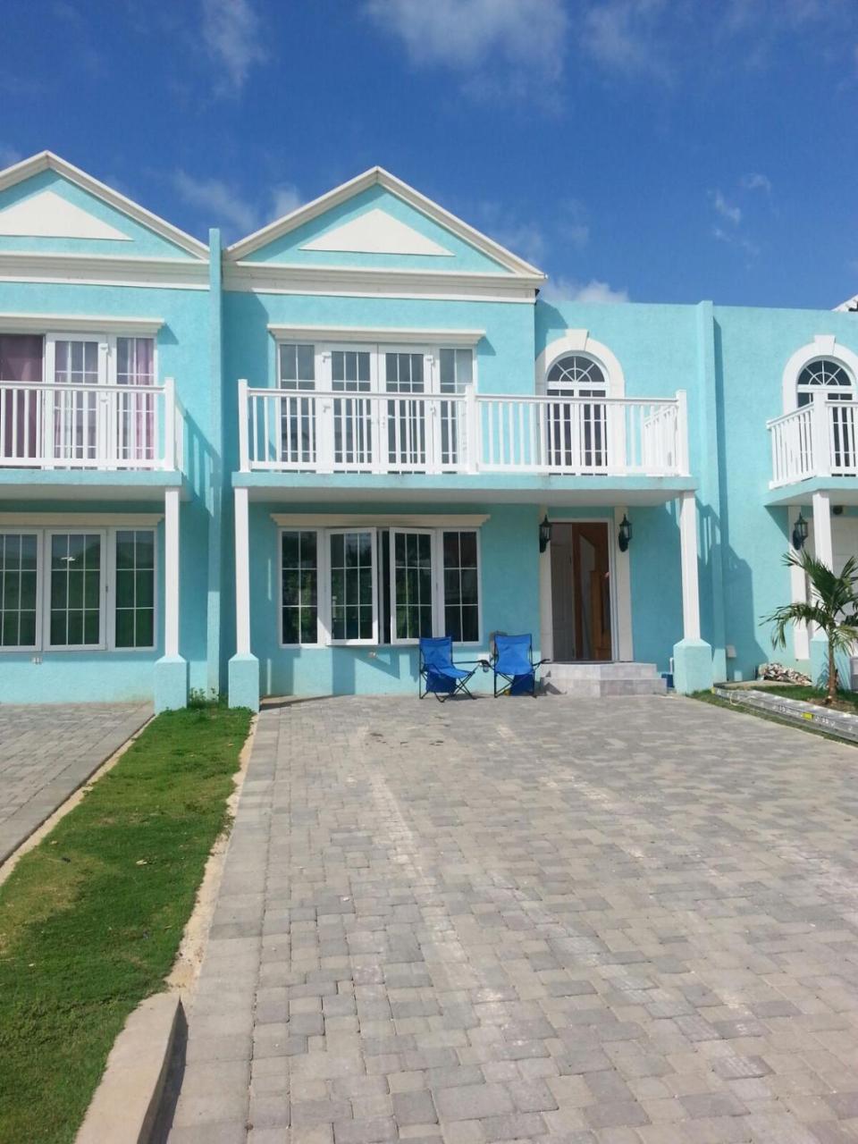 Townhouse By The Bay, Little Bay Country Club ,Negril Villa Orange Bay Kültér fotó